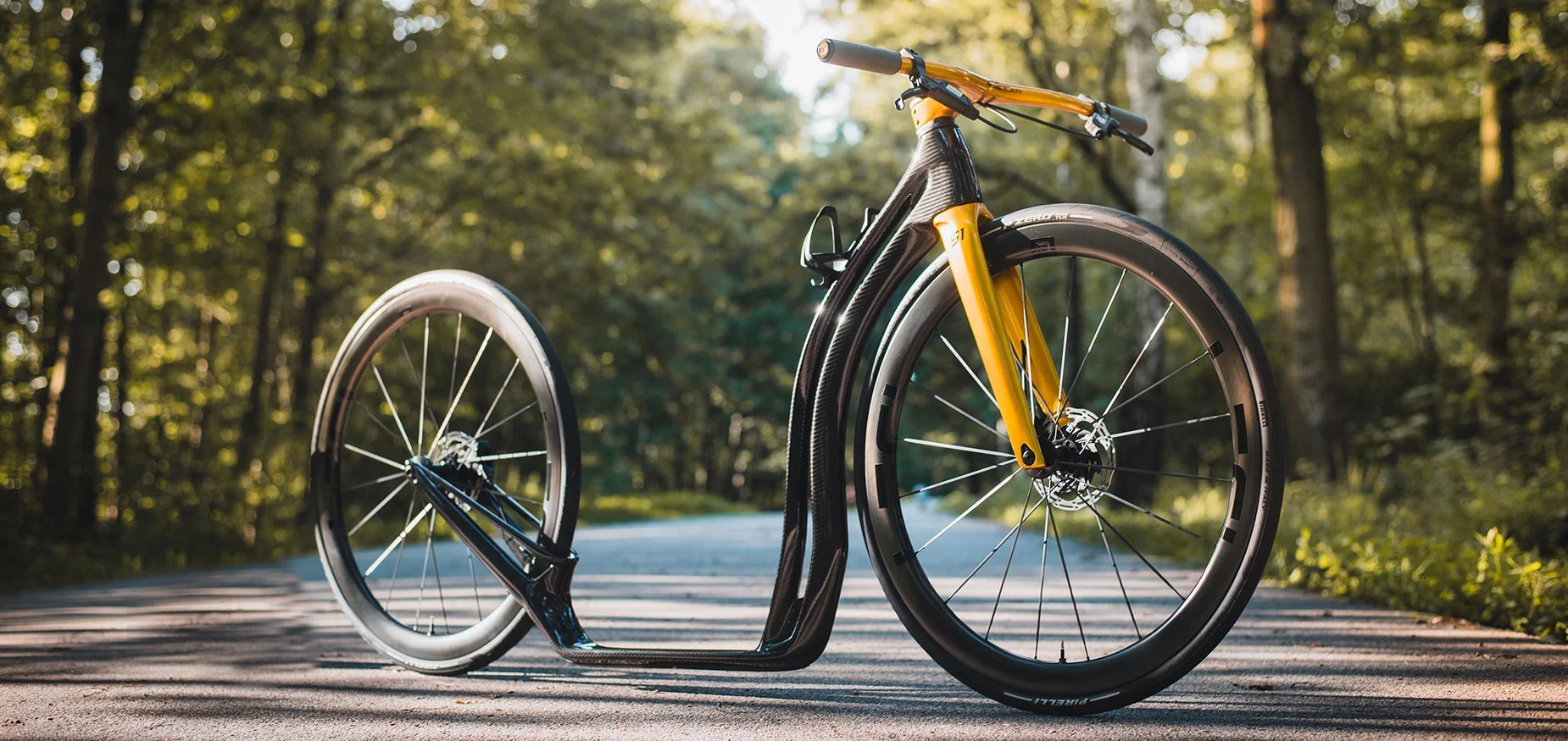 A close-up of the IDEA S1 AERO frameset