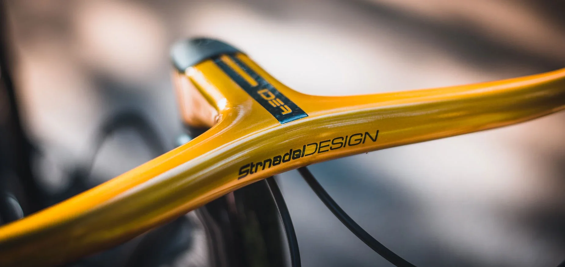 Visible carbon weave and paintwork on the IDEA S1 AERO