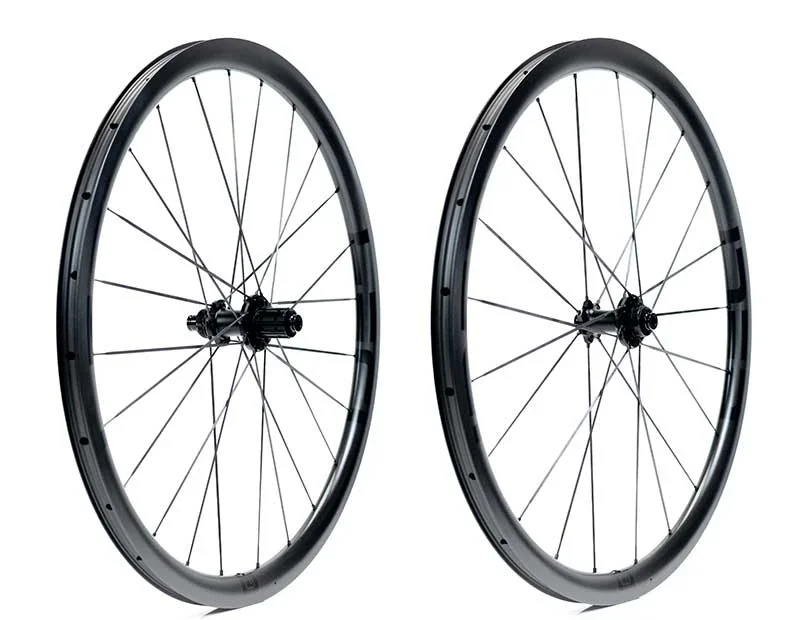 A pair of IDEA ROUBAIX ULTRA wheels
